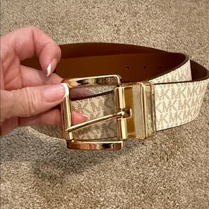 Michael Kors NEW Reversible Logo Belt